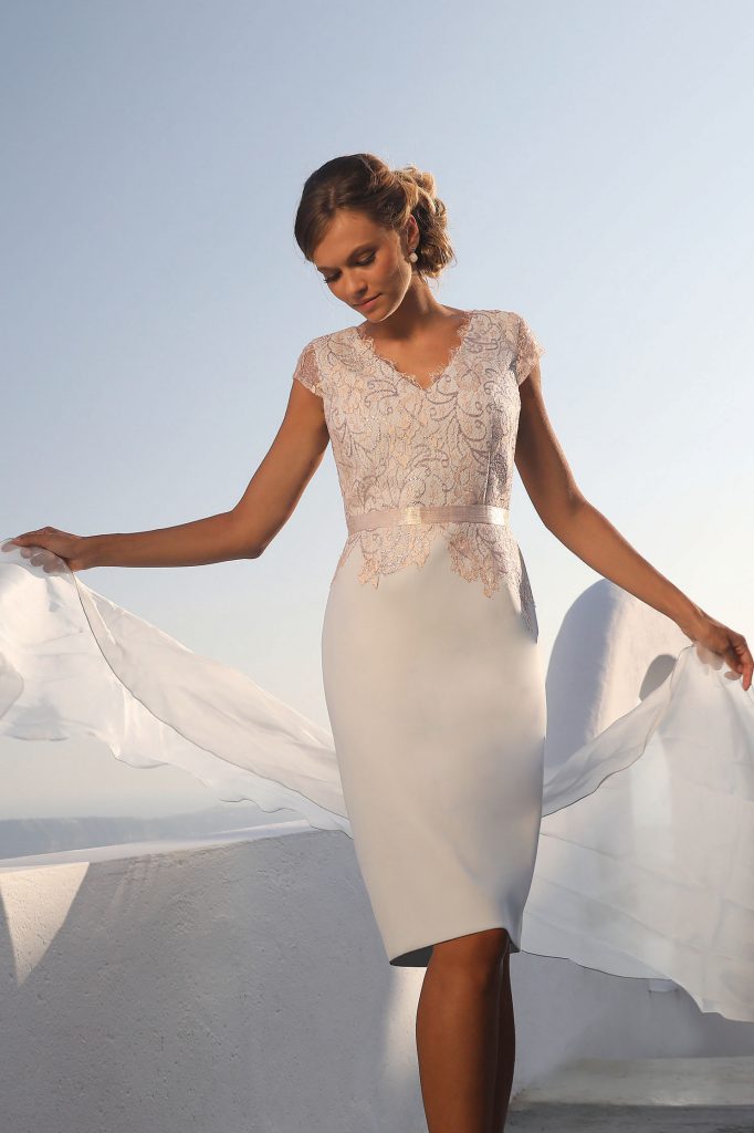 Robe de cocktail habillée pour la maman