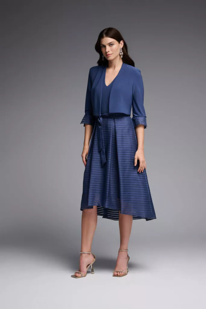 Ensemble bleu marine mi-long